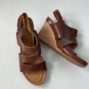 BOC Born Comfort Nara Brown Lizard Cork Wedge 3 Straps Sandal Women’s 10